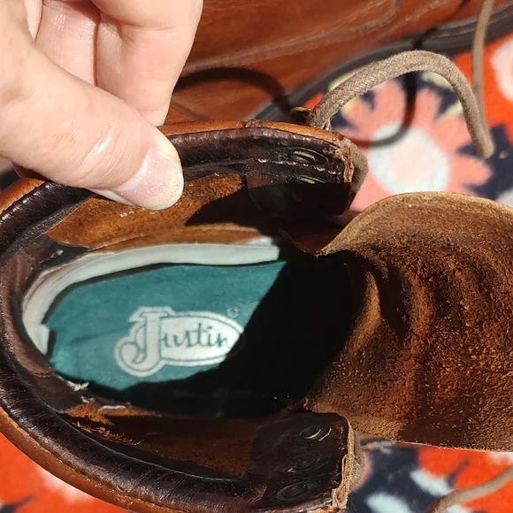 Justin Boots Ladies Tan Leather Lace-Up Boots - Picture 3 of 10